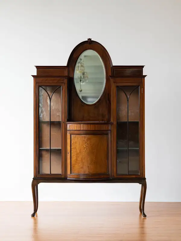 American-Style Solid Wood Storage Cabinet — product image 3