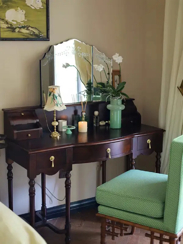French-Inspired Solid Wood Storage Dressing Table — product image 2