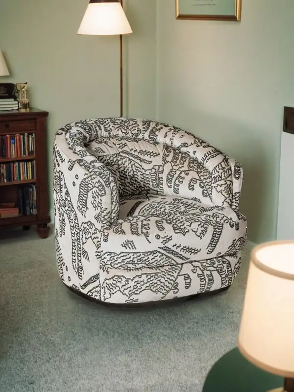 Vintage-Inspired Upholstered Swivel Lounge Chair — product image 3