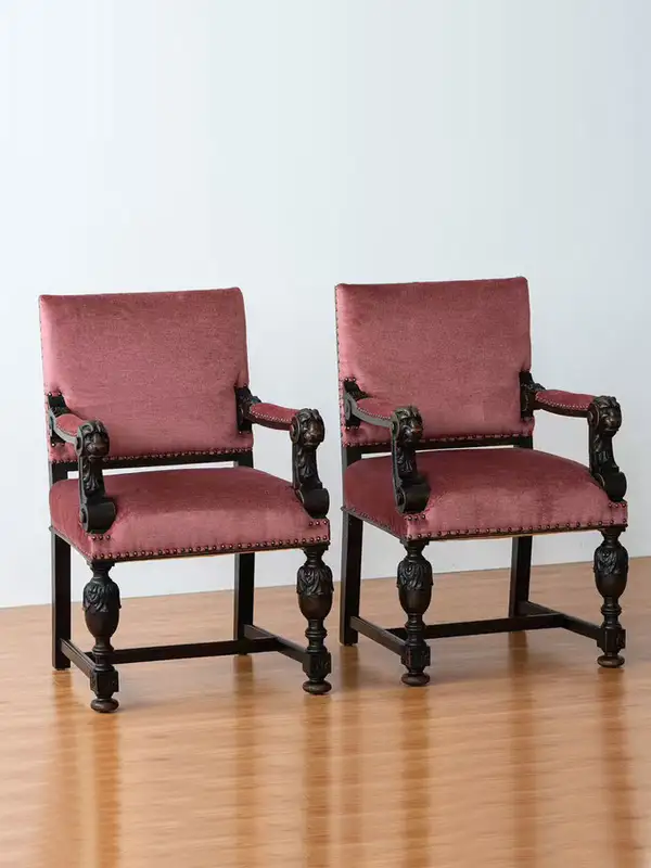 Vintage-Inspired Upholstered Lounge Chair — product image 2