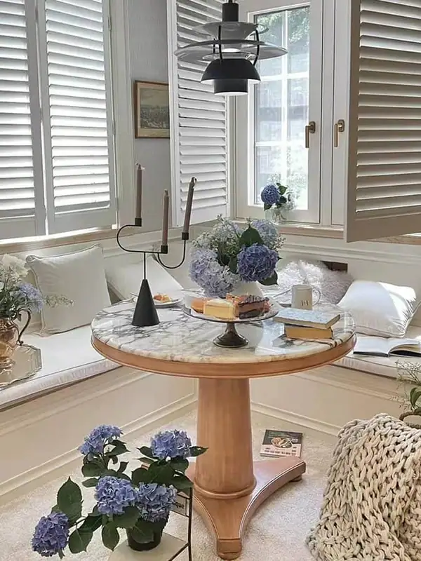 Vintage-Inspired Oak Round Dining Table — product image 3